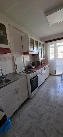 4 camere, etaj 7 din 9, LIBER, CENTRALA TERMICA, acte la zi, B-dul Republicii - Soseaua Nordului - 10