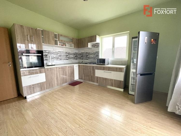 Casa individuala de vanzare, 250 mp, intrare in Dumbravita - V2992 - 9