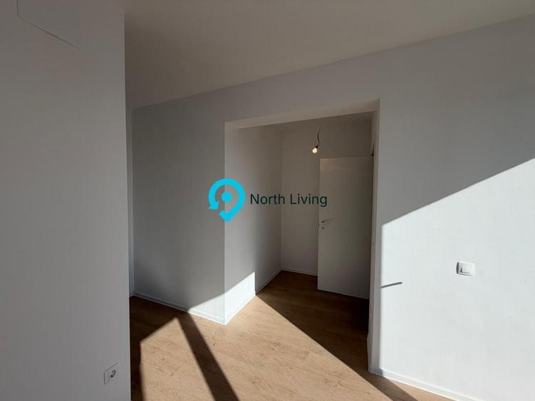 Apartament cu 3 camere semidecomandat în Bucureștii Noi