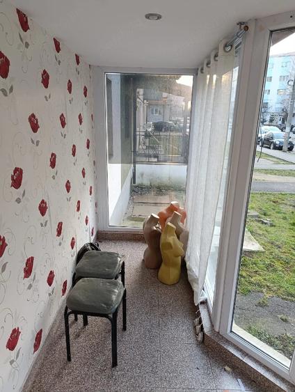 Spațiu comercial, de 32 mp, în Exterior Vest