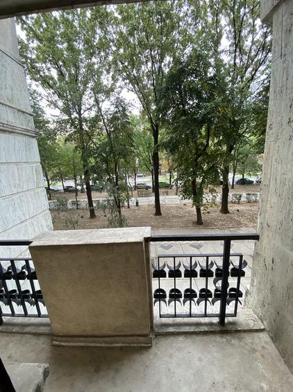 Inchiriez apartament 3 camere Piata unirii - 1