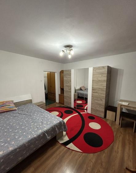 Garsoniera, et intermediar, Tatarasi - 1