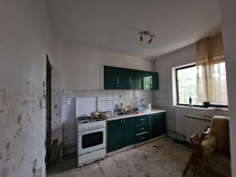 Eforie Sud- Casa P+1 caramida, 4 camere, teren 200mp- 120.000euro - 24