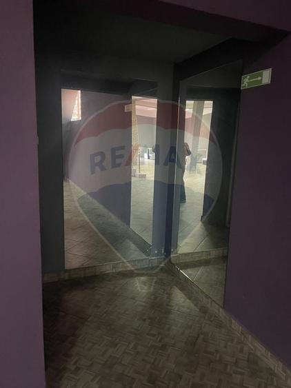 Spa?iu comercial de 497mp de vanzare - 13