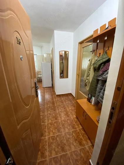 Garsoniera Orsova Veteranilor 40 m2, et 3 4, bloc 1990. - 10