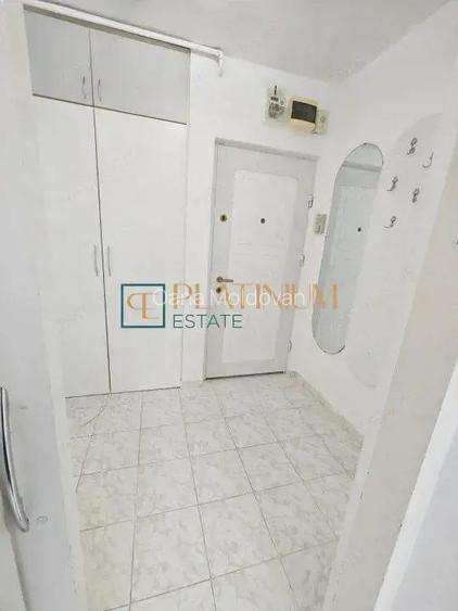 P4517 Apartament cu 2 camere, zona Medicina P4517 Apartament cu 2 camere, zona Medicina