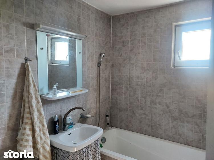 Mereni (Plopeni) - casa batraneasca cu 970 mp teren - 3