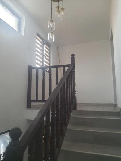 Casa la 4 km distan?a de Caracal - 9