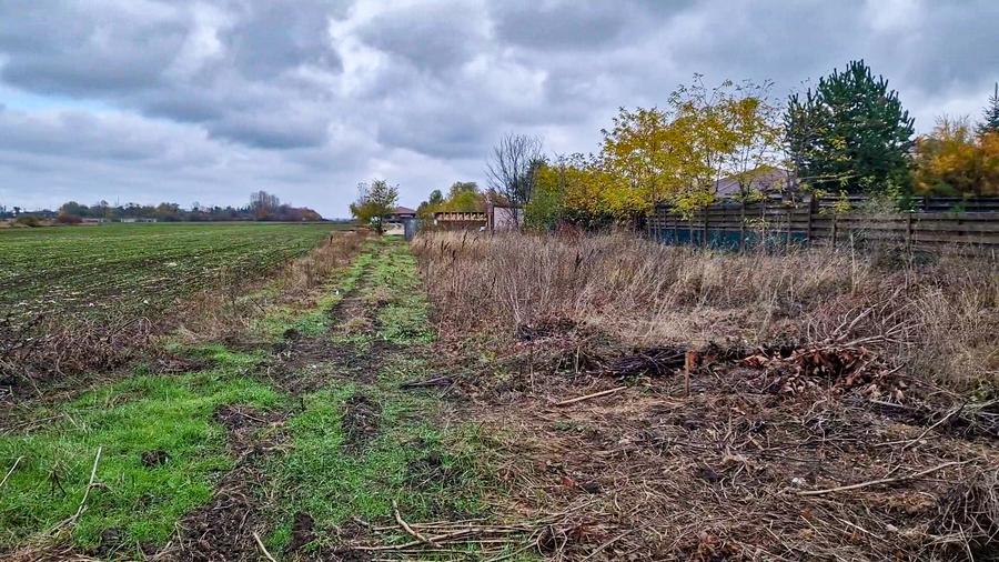 Teren intravilan, 1320 mp, la asfalt, in Balotesti - 2