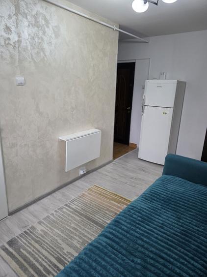 Ofer spre inchiriere garsoniera confort 3 - 1