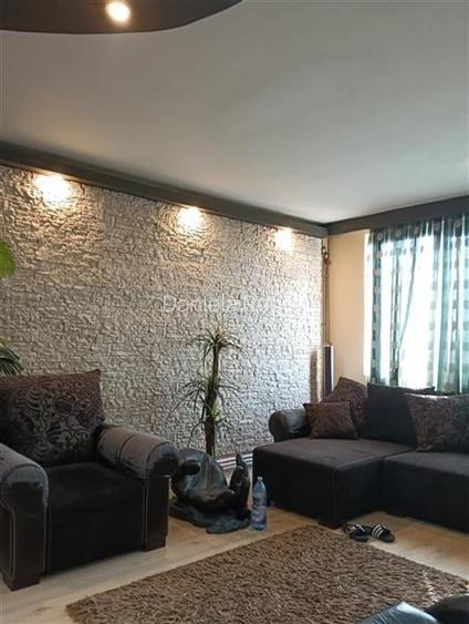 Apartament 4 camere  Metrou 1 Decembrie 1918 Centrala Proprie