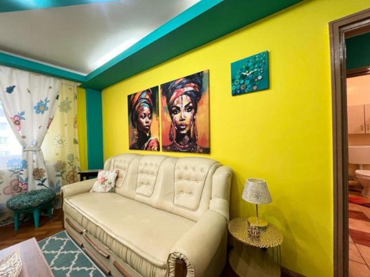 Închiriez un apartament cu 3 camere pe Ferdinad  - 1