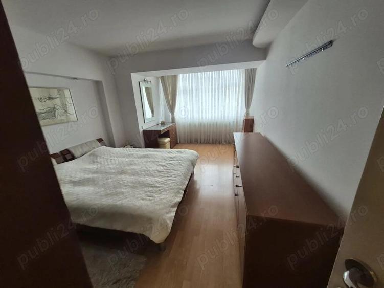 De vanzare | Apartament 3 camere | 100 mp | Etaj 3 | Zona OMV Piatra-Neam - 1