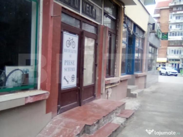Spatiu comercial de inchiriat, 35 mp, zona Central - 1