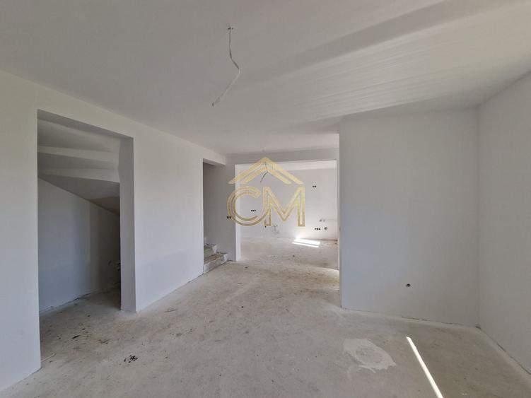 Duplex cu 3 camere cu Canalizare în Arhitecților - Calea Cisnădiei