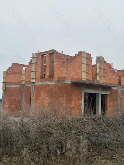 Casa tip Duplex pe drumul Odoreu - 1