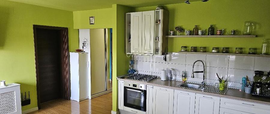 Vand apartament 2 camere in Deva, Piata Centrala (str. Mihai Viteazu)
