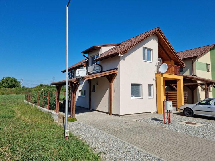 Casa de vanzare in Via Carmina,Arad. - 1