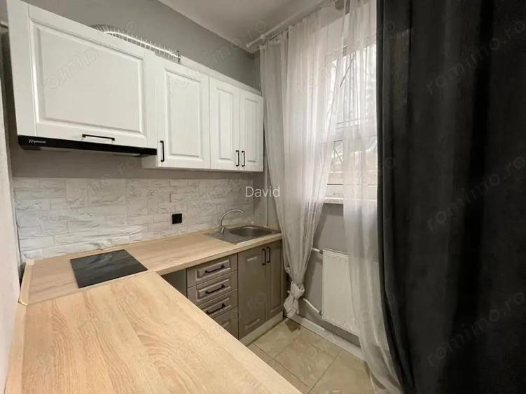 Ofer spre inchiriere garsoniera in zona berceni
