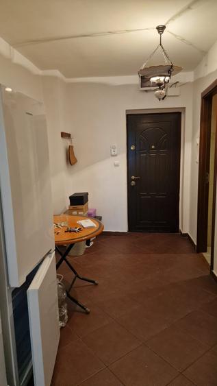 Vitan , garsoniera, metrou Mihai Bravu 7 min, mobilata, utilata - 5