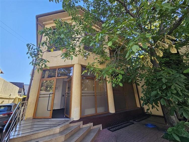 Vanzare cladire pentru birouri, clinica, service, productie, depozit - 1