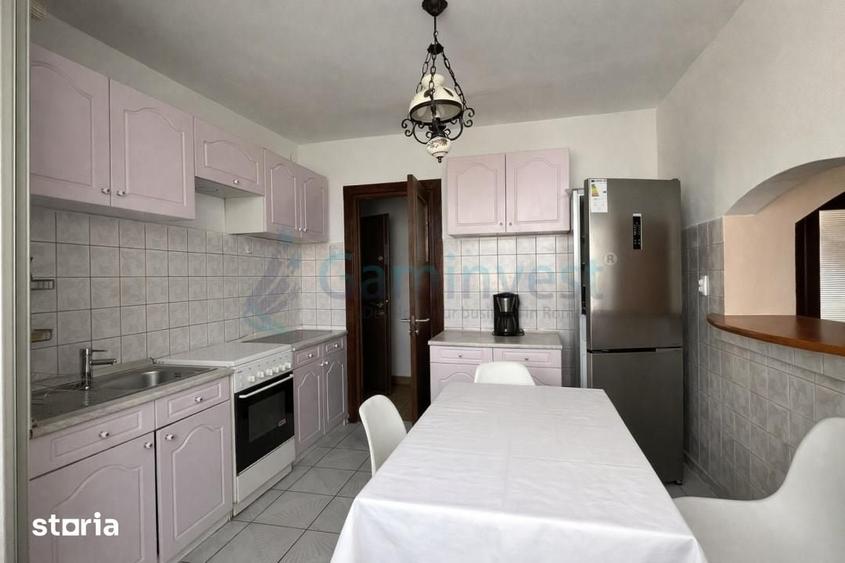 Apartament cu 4 camere în Rogerius