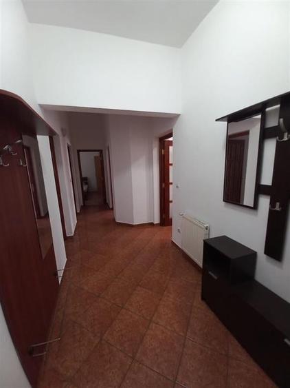 Apartament 3 camere  in Ploiesti, zona centrala - 8