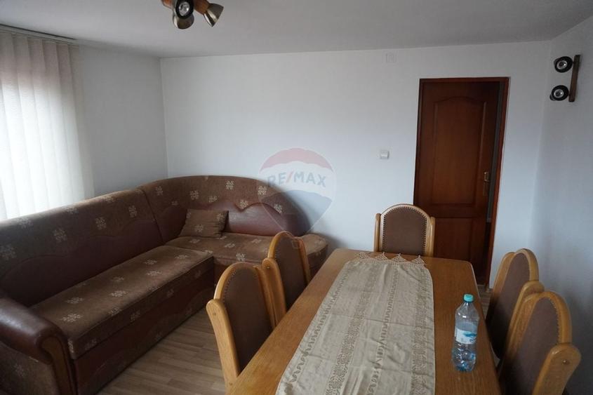 Casa  cu 5 camere de vanzare, Moisei - 8