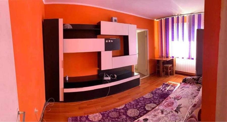 Vand apartament 2 camere - 2