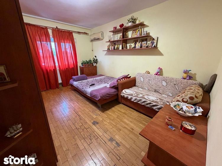 Garsoniera de Vanzare Gorjului Bloc 1981 etaj 3/4 - 2