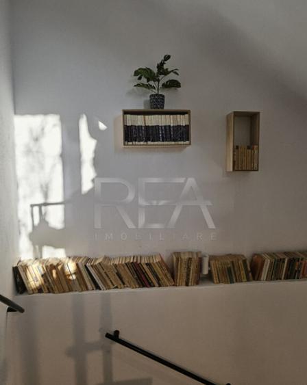 Casa de birouri de inchiriat 11 camere - 18