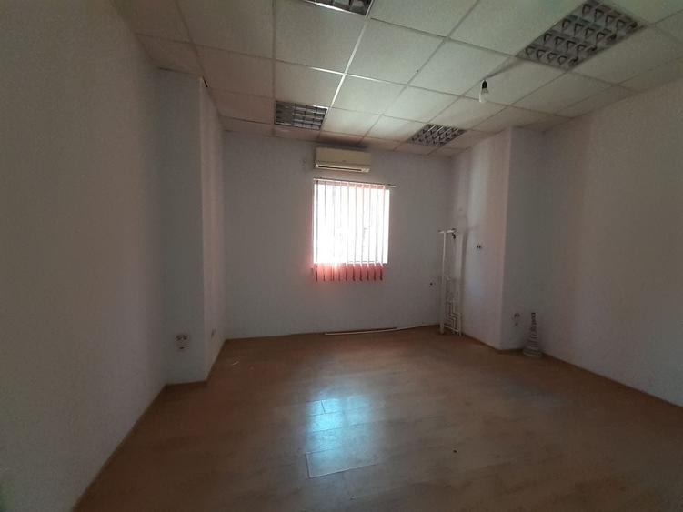 Hala in suprafata de 1350 mp - zona Basarabiei - 7