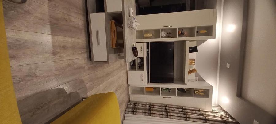 Proprietar vand apartament cu 4 camere Mara?e?ti, Suceava - 1