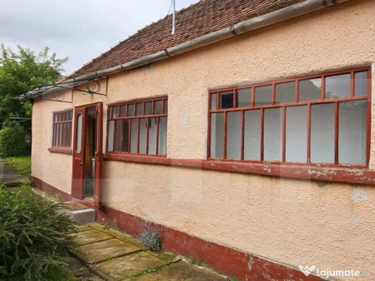 Casa tradi?ionala din lemn, cu teren de 600 mp. - Bodoc - 8