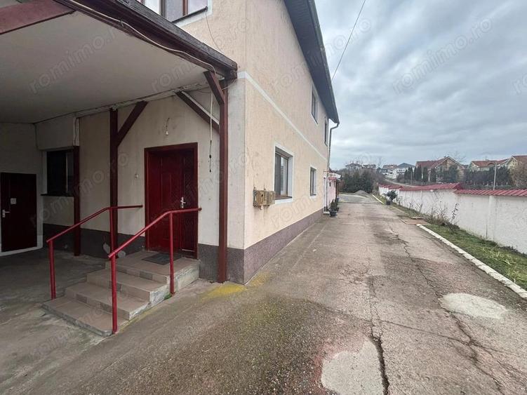 Pensiune/ locuinta, spre inchiriere, in Coruna, zona accesibila - 1