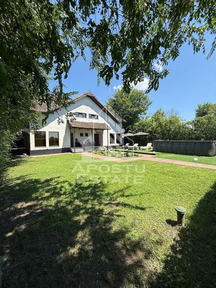 Pensiune amenajata de vanzare, 10 camere, 10 bai, 2 bucatarii, Delta Dunarii - 1