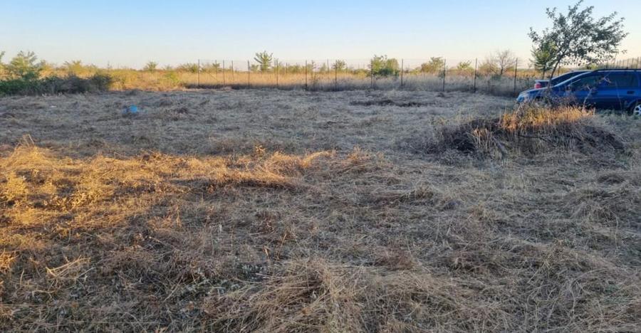 Teren intravilan , zona Damila , 800mp cu front de 31,44 - 1