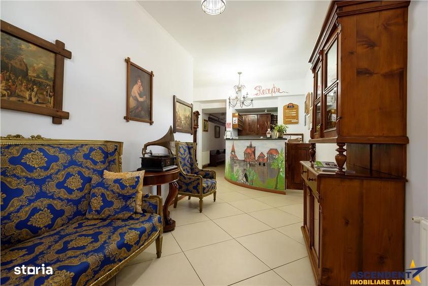 Pensiune cu restaurant, farmec aparte, concept italian, Central, Bran - 5