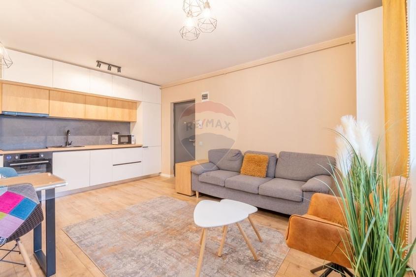 De închiriat – Apartament cu 3 camere, boxă și parcare in Floresti - 5