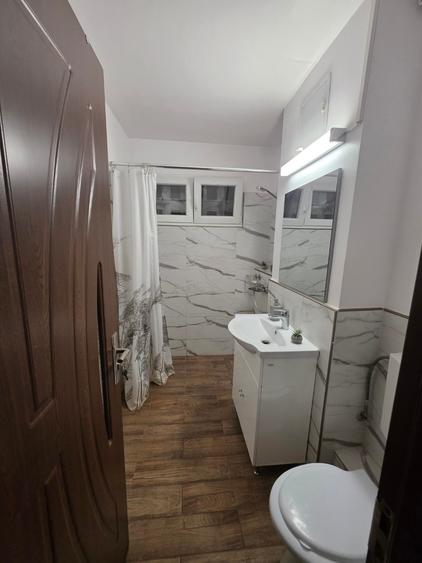 Titan, pe Liviu Rebreanu, 5 minute metrou si parc IOR, bloc 4 etaje, - 8