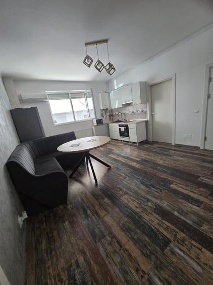 Vand apartament 3 camere - 1