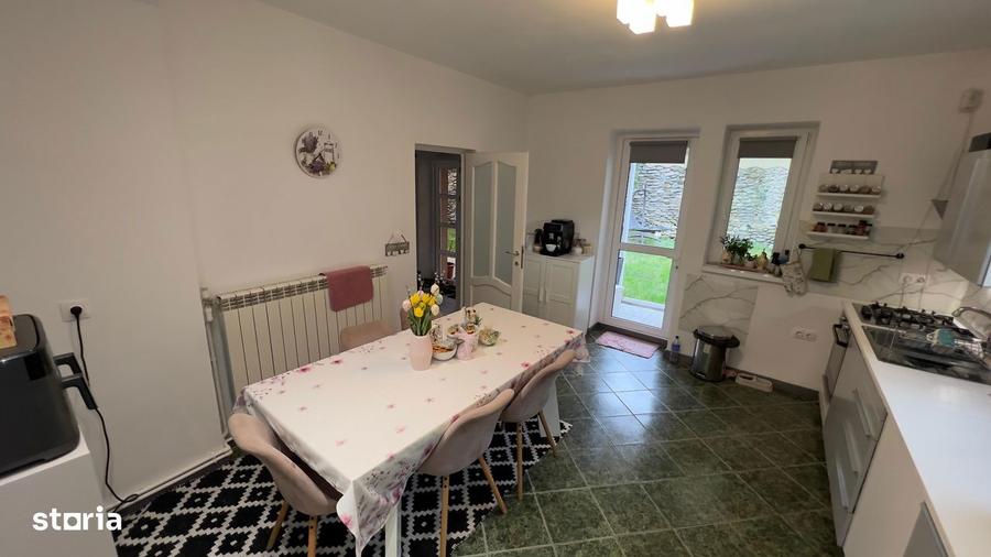 Casa zona centrala Petrosani - 2