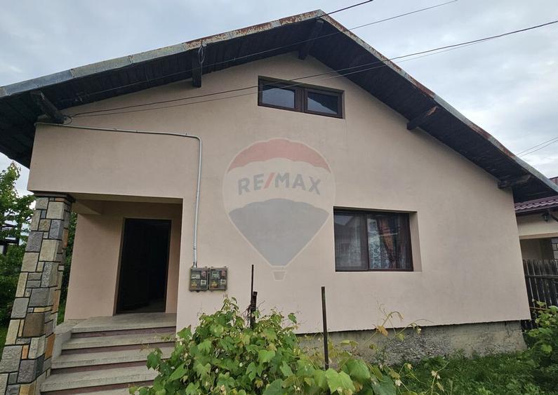 1/2 - Casa de vanzare + teren 472 mp - 15