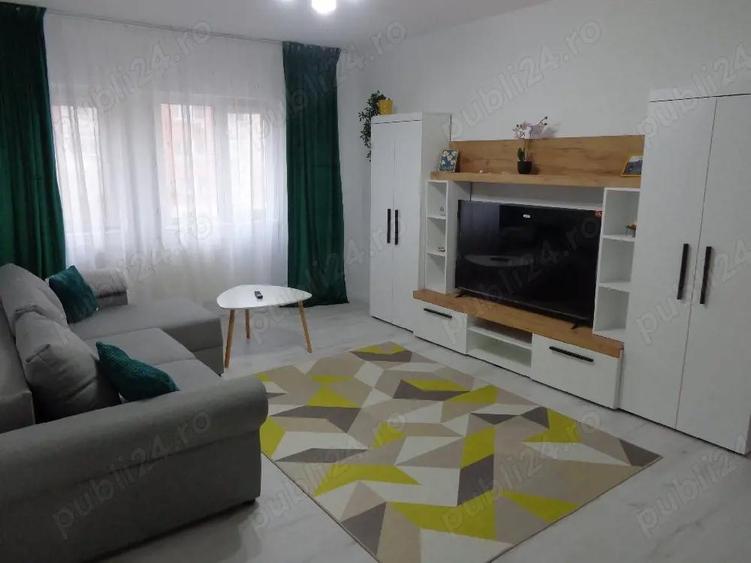 Inchiriez apartament Caracal - zona centrala (Coram) - 7