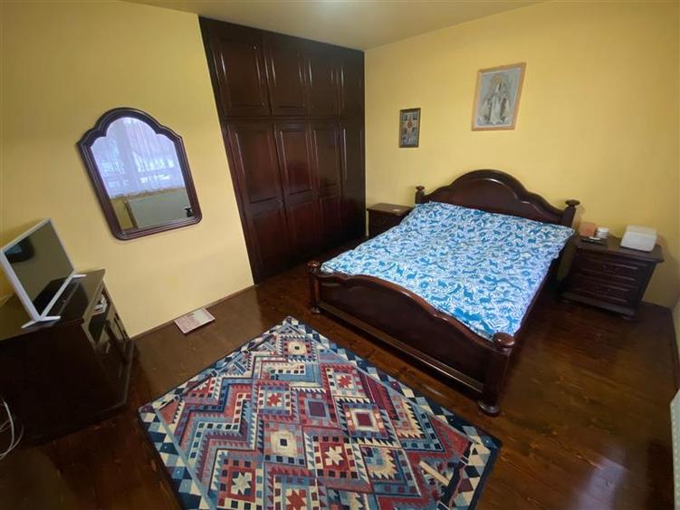 Casa cu 4 camere+spatiu comercial de vanzare in Unirii - 7