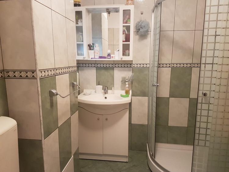 Apartament doua camere, semidecomandat, etaj trei, bucatarie mare, Bistrita Lac - 9