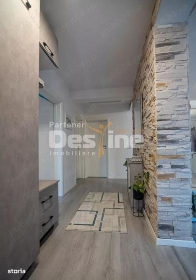 Oferim spre vanzare duplex despartit prin camera tehnica - 2