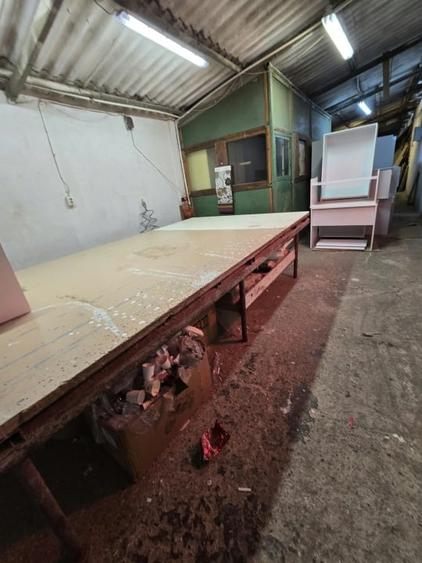 Spațiu industrial, de 400 mp, în Calea Severinului