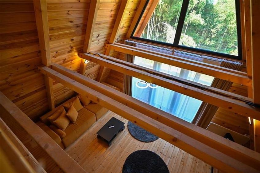 FILM! Case mobilate,echipate,5.700mp teren, rezidential/investitie,Bran, Moieciu - 21