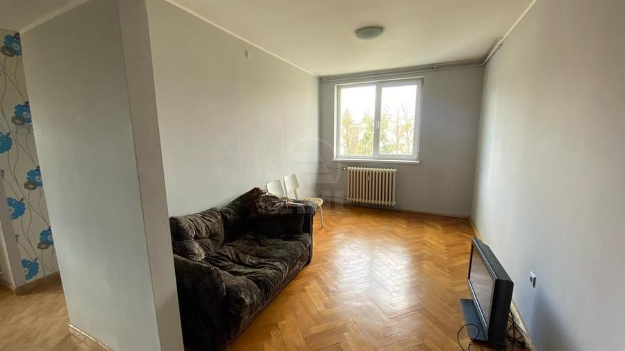 Apartament de vânzare, 3 camere, 54 mp, Plopilor - 1